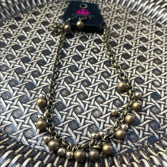 Paparazzi Gold Classic Copper Necklace and earrings set Timeless Elegance - Picture 4 of 4